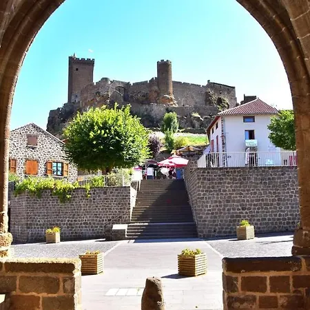 Maison Au Loup: 16th Century In Old Town Bed & Breakfast Le Puy-en-Velay