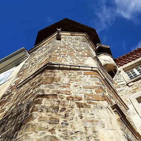 Maison Au Loup: 16th Century In Old Town Bed & Breakfast Le Puy-en-Velay