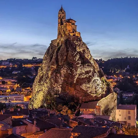 Maison Au Loup: 16th Century In Old Town * Le Puy-en-Velay