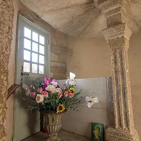 Bed & Breakfast Maison Au Loup: 16th Century In Old Town *