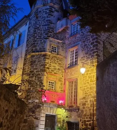 Maison Au Loup: 16th Century In Old Town * Le Puy-en-Velay