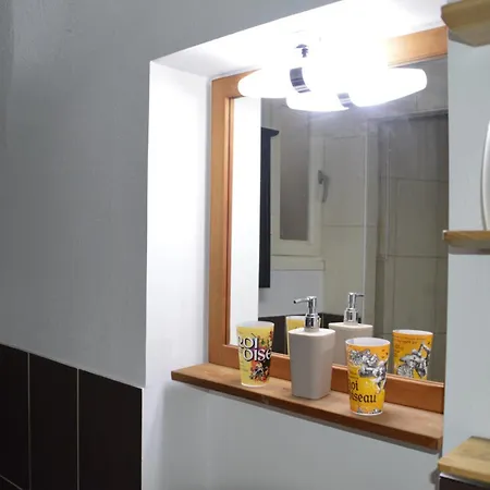 Bed & Breakfast Maison Au Loup: 16th Century In Old Town Le Puy-en-Velay